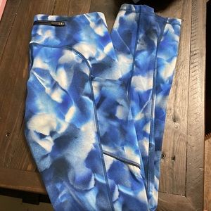 size 4 lululemon leggings